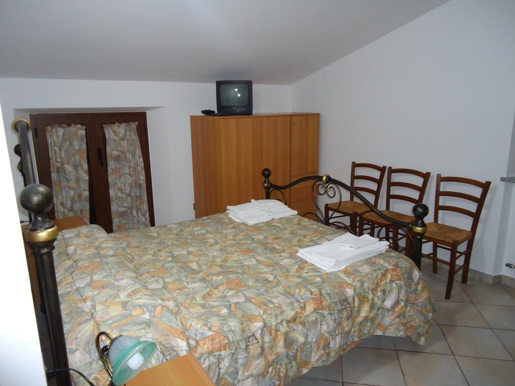 Agriturismo Grisciano Accumoli Rum bild